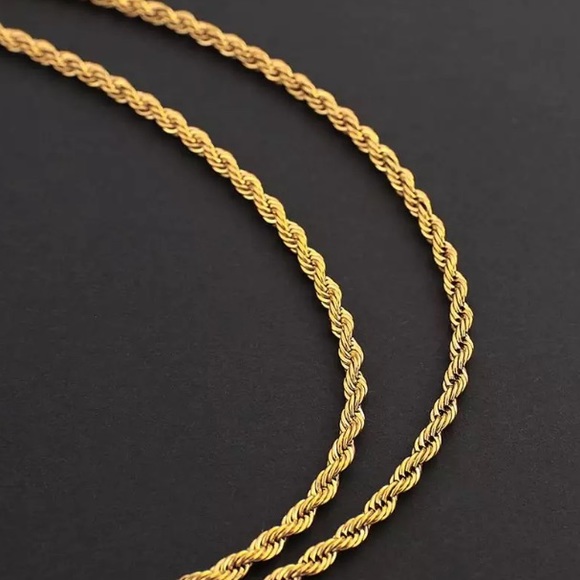 💛18K gold plated skinny rope chain - Picture 4 of 9